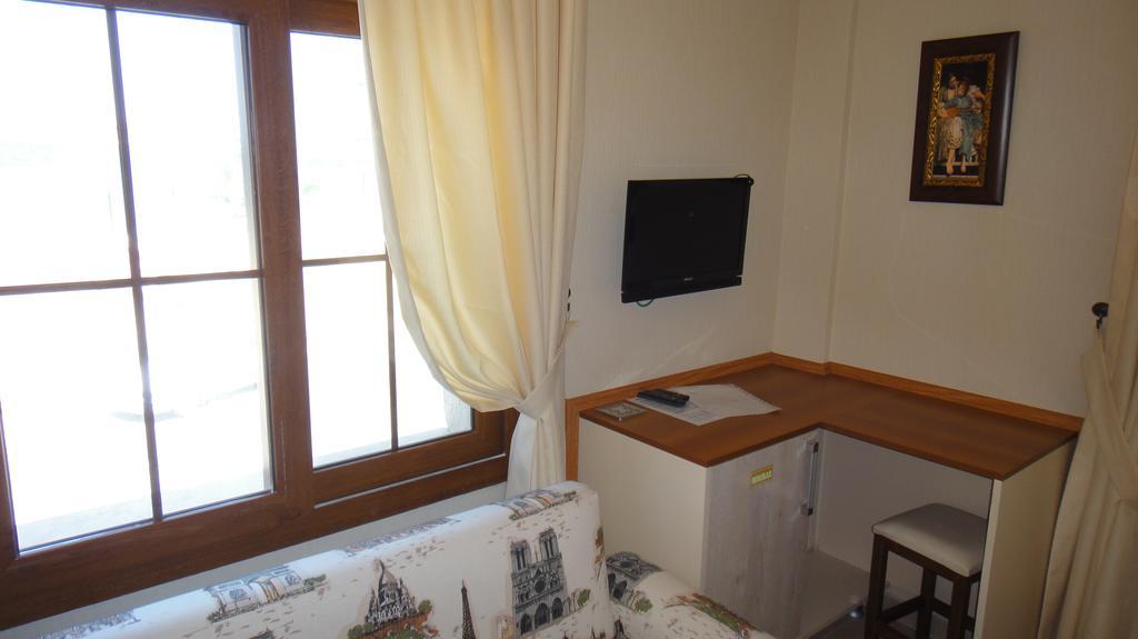 Golden Stone Butik Otel Çeşme Room photo