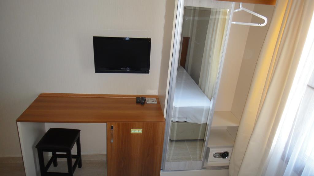 Golden Stone Butik Otel Çeşme Room photo