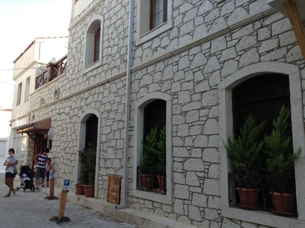 Golden Stone Butik Otel Çeşme Exterior photo